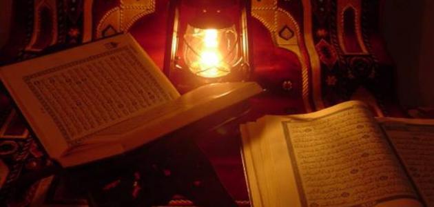 دلالة اسم سورة الفرقان وسبب نزولها موضوع