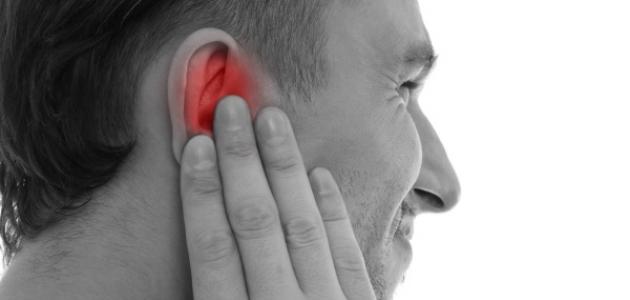 أعراض ضغط الأذن الوسطى موضوع